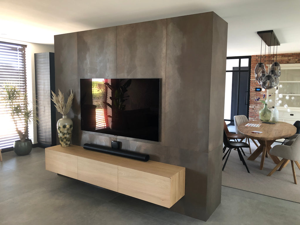 TV-meubel hangend transparant eiken met klepdeurtjes Houtenmeubelshop