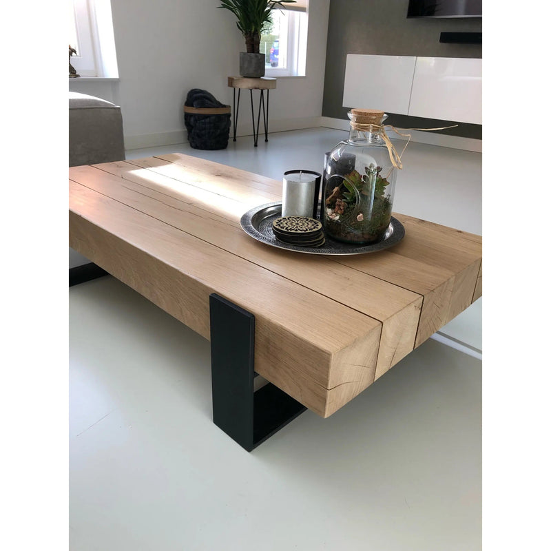 Robuust eikenhouten salontafel met stalen onderstel - Houtenmeubelshop