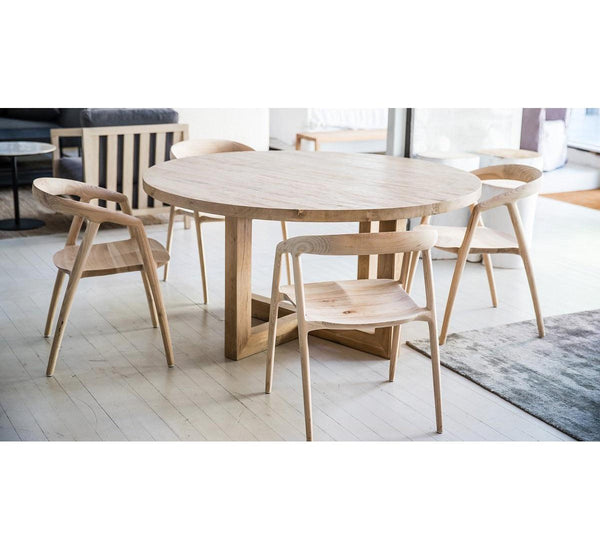 Eettafel rond eiken met houten dubbele U-poot