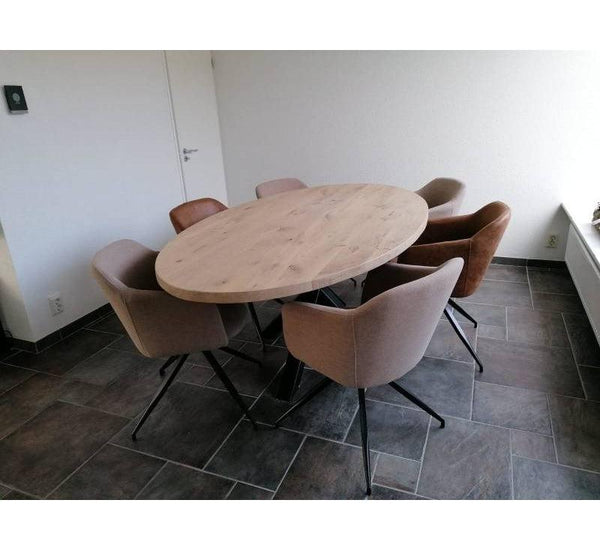 Ovale eettafel Oslo - Robuust eiken met stalen frame