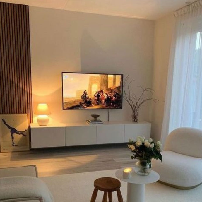 TV-meubel hangend zandkleur eiken met klepdeurtjes Houtenmeubelshop