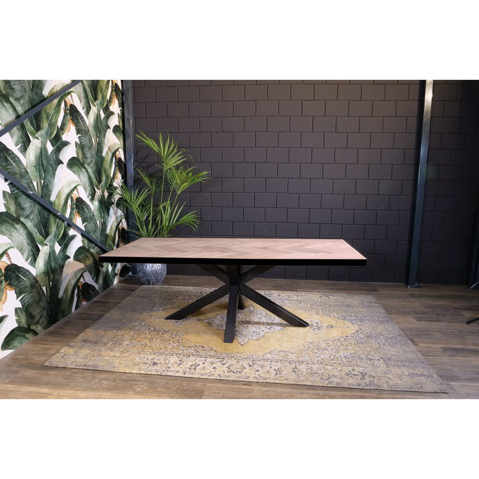 Visgraat eettafel rechthoekig met stalen rand - Houtenmeubelshop